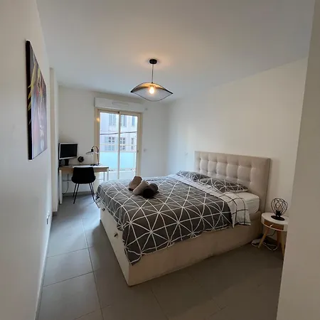 Douceur De Vivre Centre