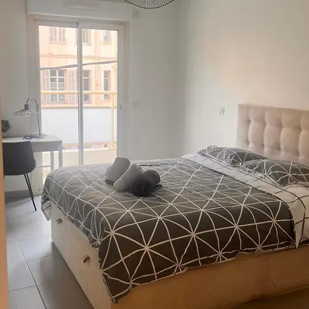 Douceur De Vivre Centre *