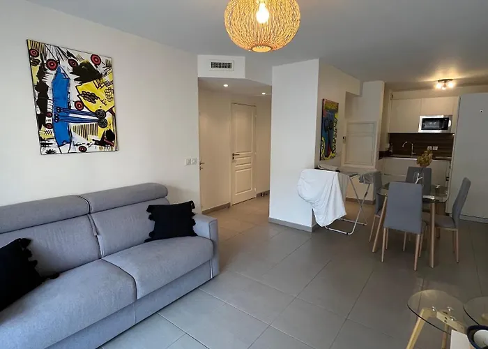 Douceur De Vivre Centre דירה