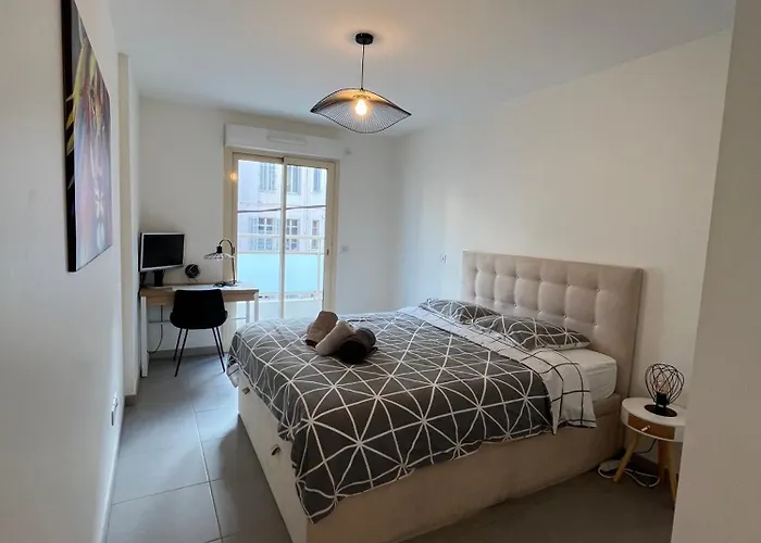 Douceur De Vivre Centre