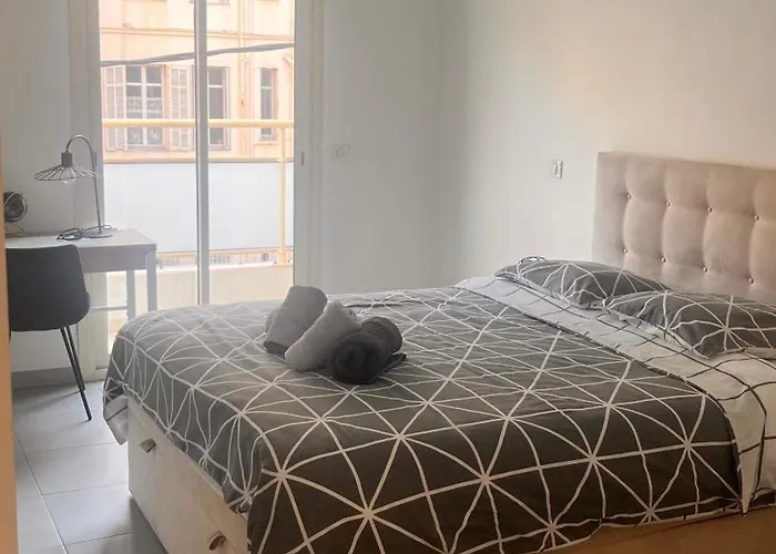 Douceur De Vivre Centre *