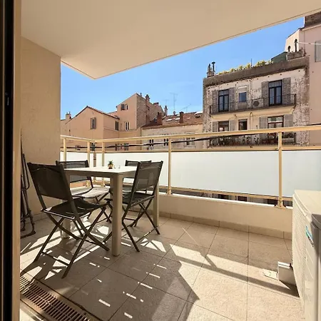 Apartment Magnifique Et Grand 2 Pieces Centre De Avec Parking En Sous Sol