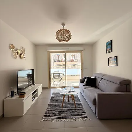 Douceur De Vivre Centre Apartment *